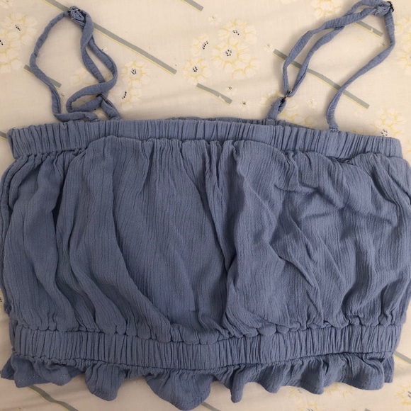 Hollister baby blue crop top - Picture 1 of 1